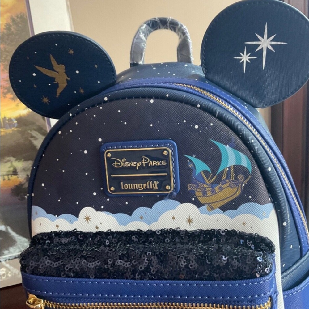 Disney Parks Mickey Mouse Main Attraction ‘’ loungefly Peter Pan 6/ 12 NWT - Picture 6 of 7